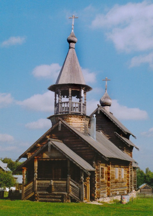 Кривель. Церковь Сергия Радонежского. фасады