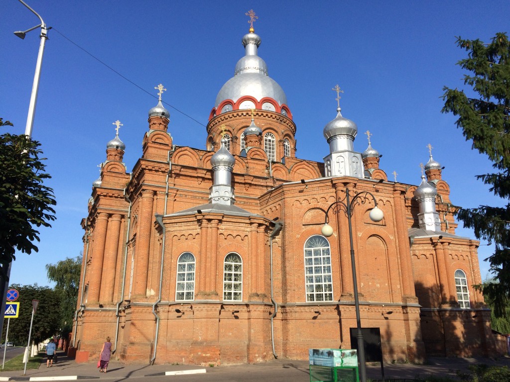 Обоянь. Собор Троицы Живоначальной. фасады