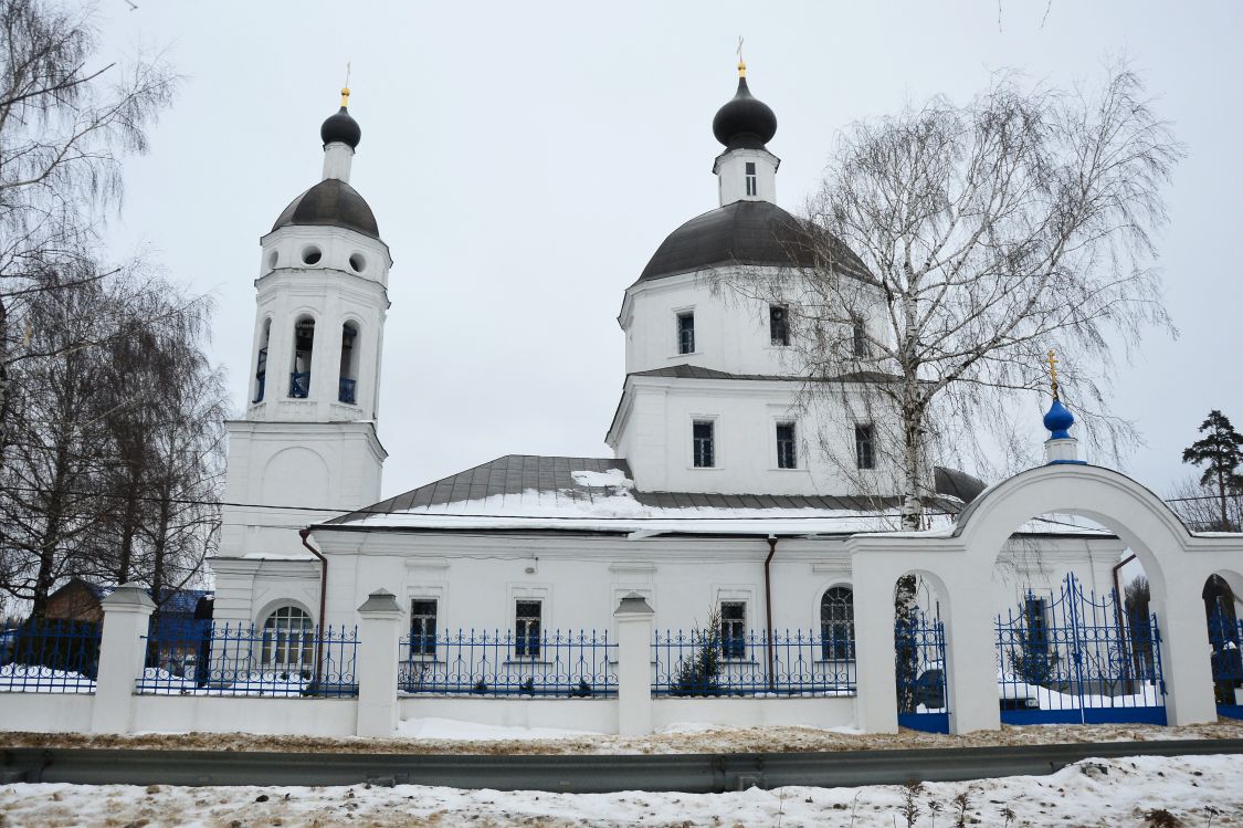 Церковь Рождества Пресвятой Богородицы, Образцово (Щёлковский городской округ и г. Фрязино, Московская область). фасады