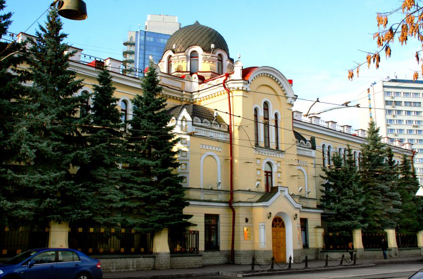 Домовая церковь Воскресения Словущего при бывшей Тарасовской богадельне, Якиманка (Центральный административный округ (ЦАО), г. Москва). фасады