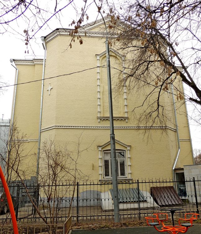 Домовая церковь Павла Латрийского при бывшем Арнольдо-Третьяковском училище, Донской (Южный административный округ (ЮАО), г. Москва). фасады