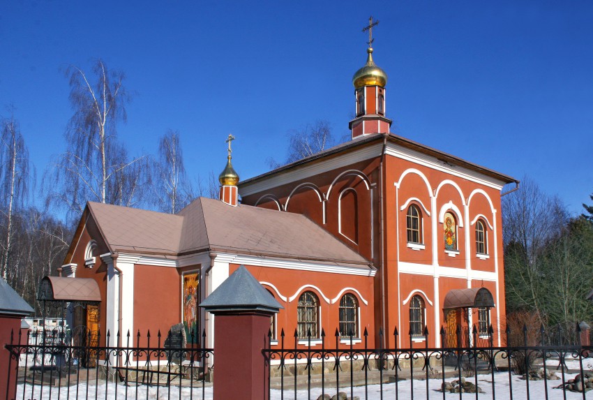 Церковь Иоанна Предтечи на Востряковском кладбище, Тропарёво-Никулино (Западный административный округ (ЗАО), г. Москва). фасады