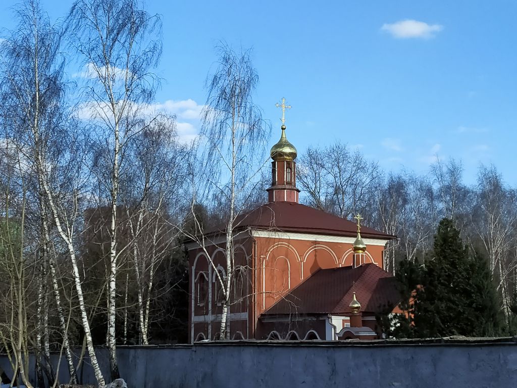 Тропарёво-Никулино. Церковь Иоанна Предтечи на Востряковском кладбище. фасады