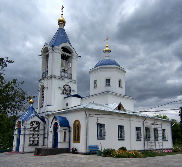 Церковь Троицы Живоначальной, Мосрентген (Новомосковский административный округ (НАО), г. Москва). фасады