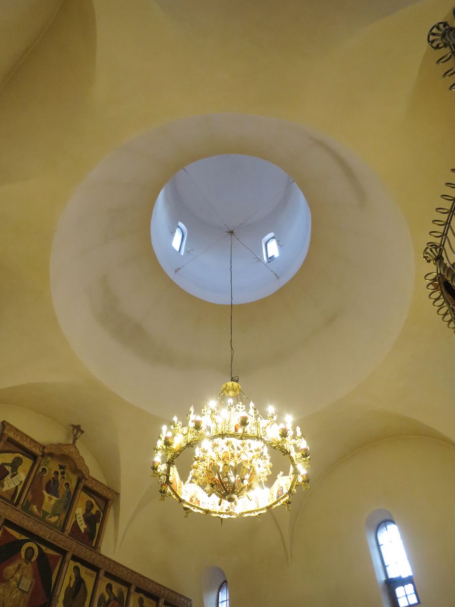 интерьер и убранство. Церковь Пантелеимона Целителя при Центральной районной больнице, Мытищи (Мытищинский городской округ и гг. Долгопрудный, Лобня, Московская область)