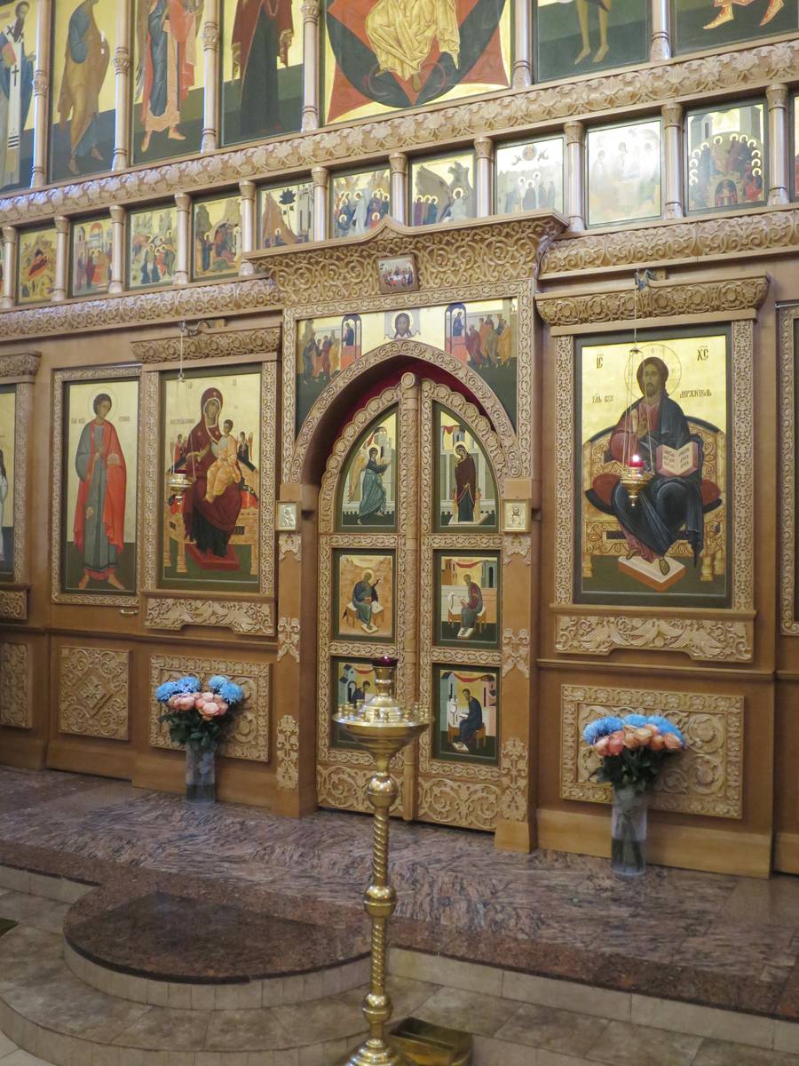 Царские врата, интерьер и убранство. Церковь Пантелеимона Целителя при Центральной районной больнице, Мытищи (Мытищинский городской округ и гг. Долгопрудный, Лобня, Московская область)