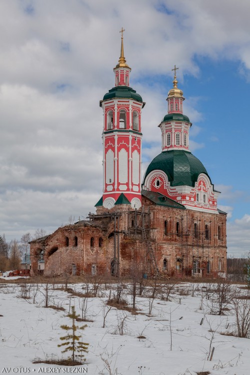 Вяз. Церковь Спаса Всемилостивого. фасады