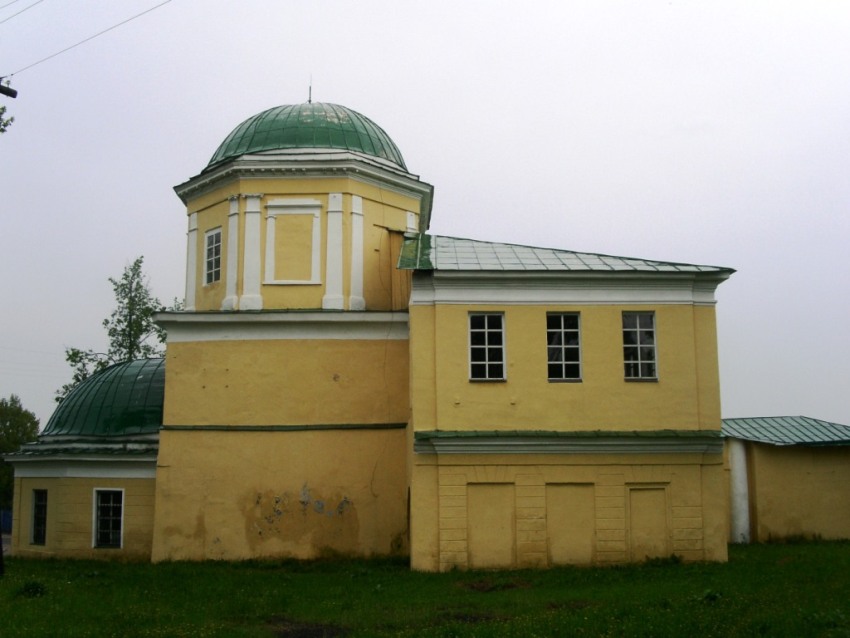 Торжок. Церковь Воздвижения Креста Господня. фасады, вид с севера