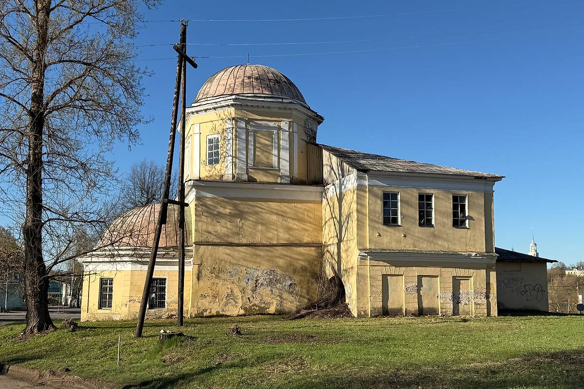 фасады. Церковь Воздвижения Креста Господня, Торжок (Торжокский район и г. Торжок, Тверская область)