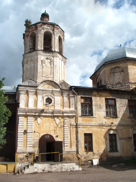 Торжок. Воскресенский женский монастырь. Собор Воскресения Христова. фасады, Колокольня собора 1702 года постройки