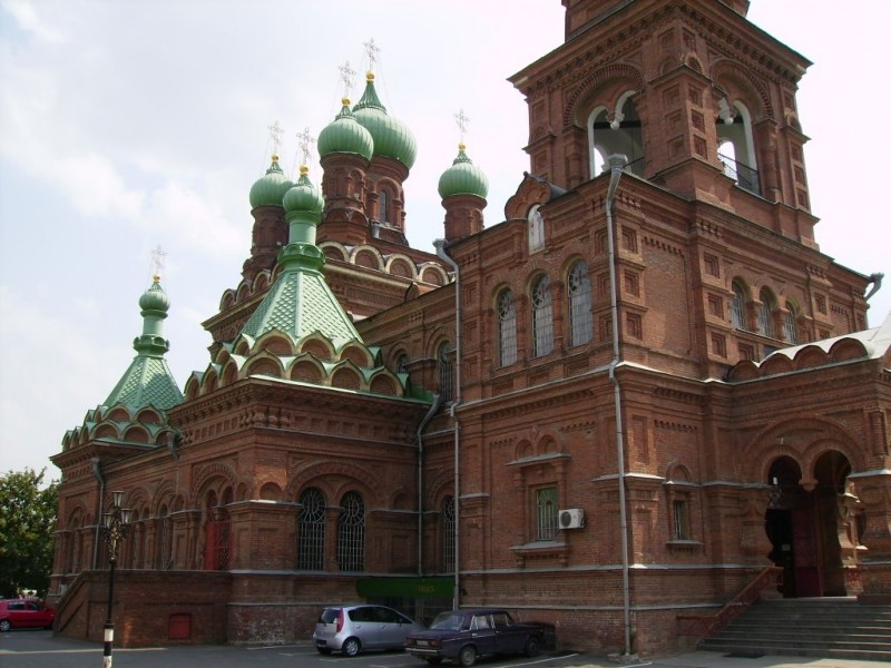 Собор Троицы Живоначальной, Краснодар (Краснодар, город, Краснодарский край). архитектурные детали, Вид  на  собор  с  северо-запада