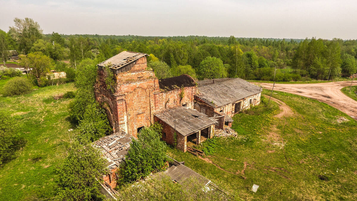 Церковь Георгия Победоносца, Вшели (Солецкий район, Новгородская область). общий вид в ландшафте, аэросъемка