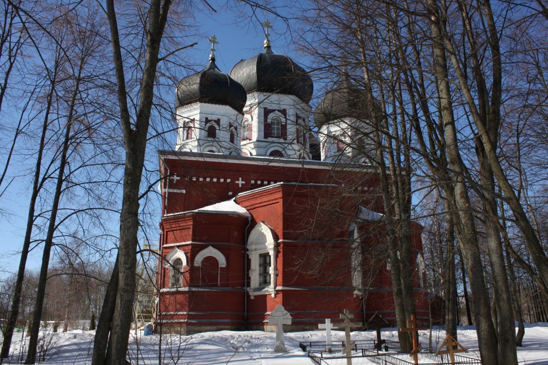 Маклаково. Александро-Невский монастырь. Церковь Александра Невского. фасады