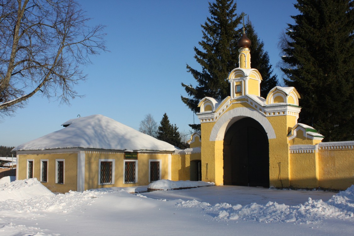 Троицкий Александро-Невский монастырь, Акатово (Клинский городской округ, Московская область). дополнительная информация