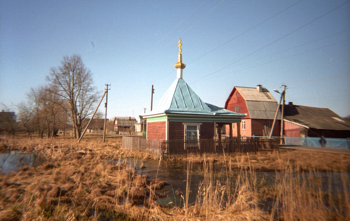 Часовня Илии Пророка, Таксино (Клинский городской округ, Московская область). общий вид в ландшафте