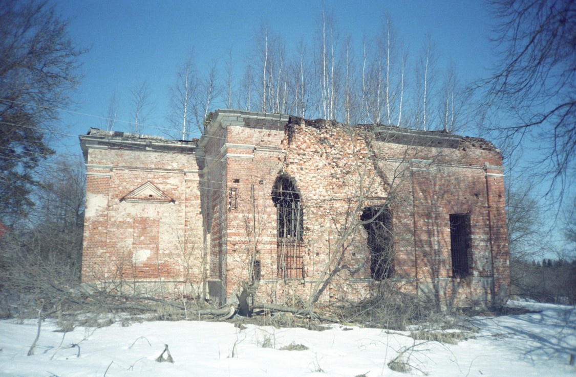 Церковь Троицы Живоначальной, Троицкое (Клинский городской округ, Московская область). фасады