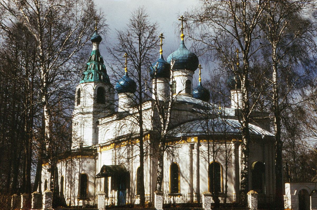 Церковь Димитрия Солунского на Донховском погосте, Аксеново (Клинский городской округ, Московская область). фасады