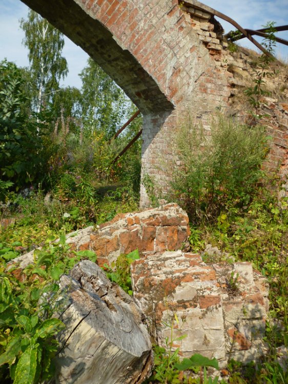 Церковь Николая Чудотворца, Березино (Клинский городской округ, Московская область). архитектурные детали