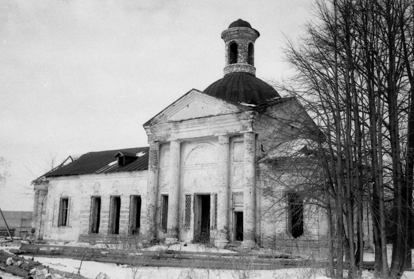 Церковь Троицы Живоначальной, Бирево (Клинский городской округ, Московская область). дополнительная информация