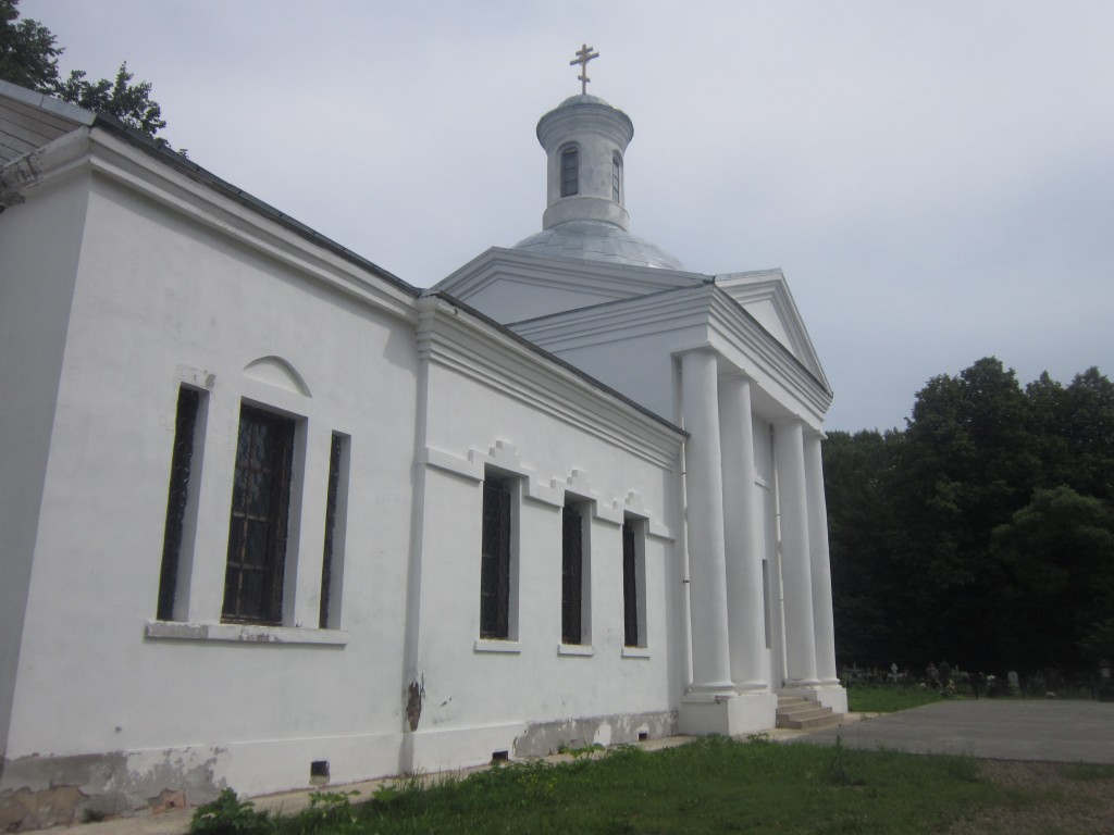 Церковь Троицы Живоначальной, Бирево (Клинский городской округ, Московская область). фасады