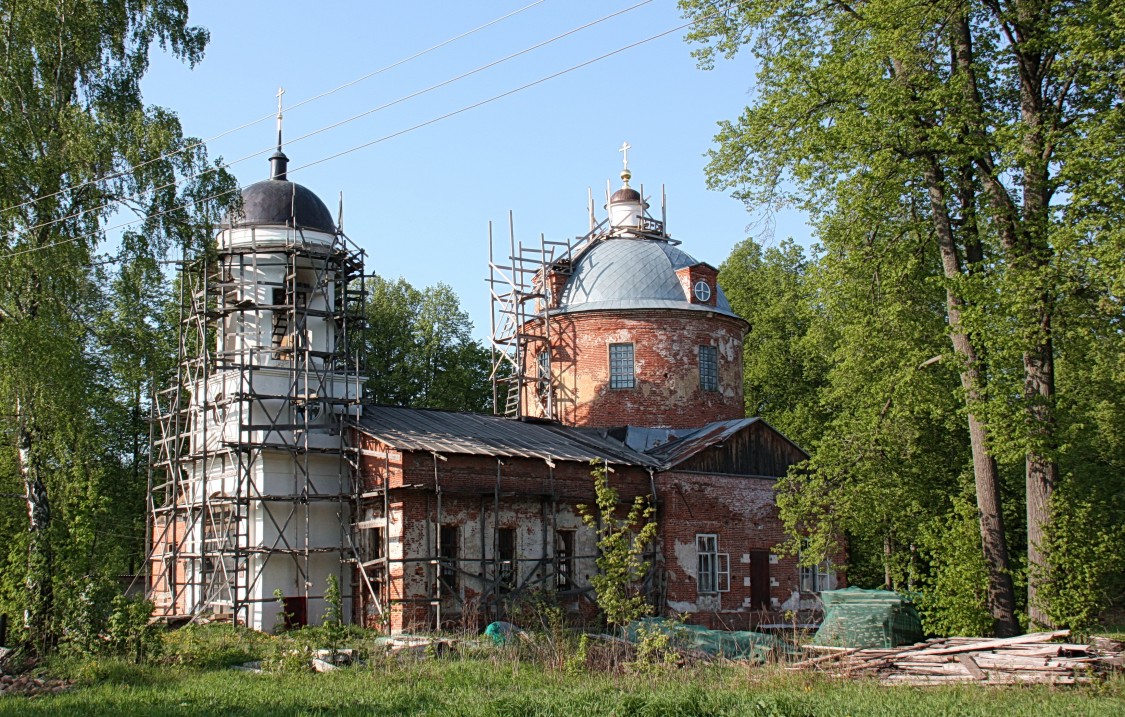 Церковь Казанской иконы Божией Матери, Кленково (Клинский городской округ, Московская область). общий вид в ландшафте