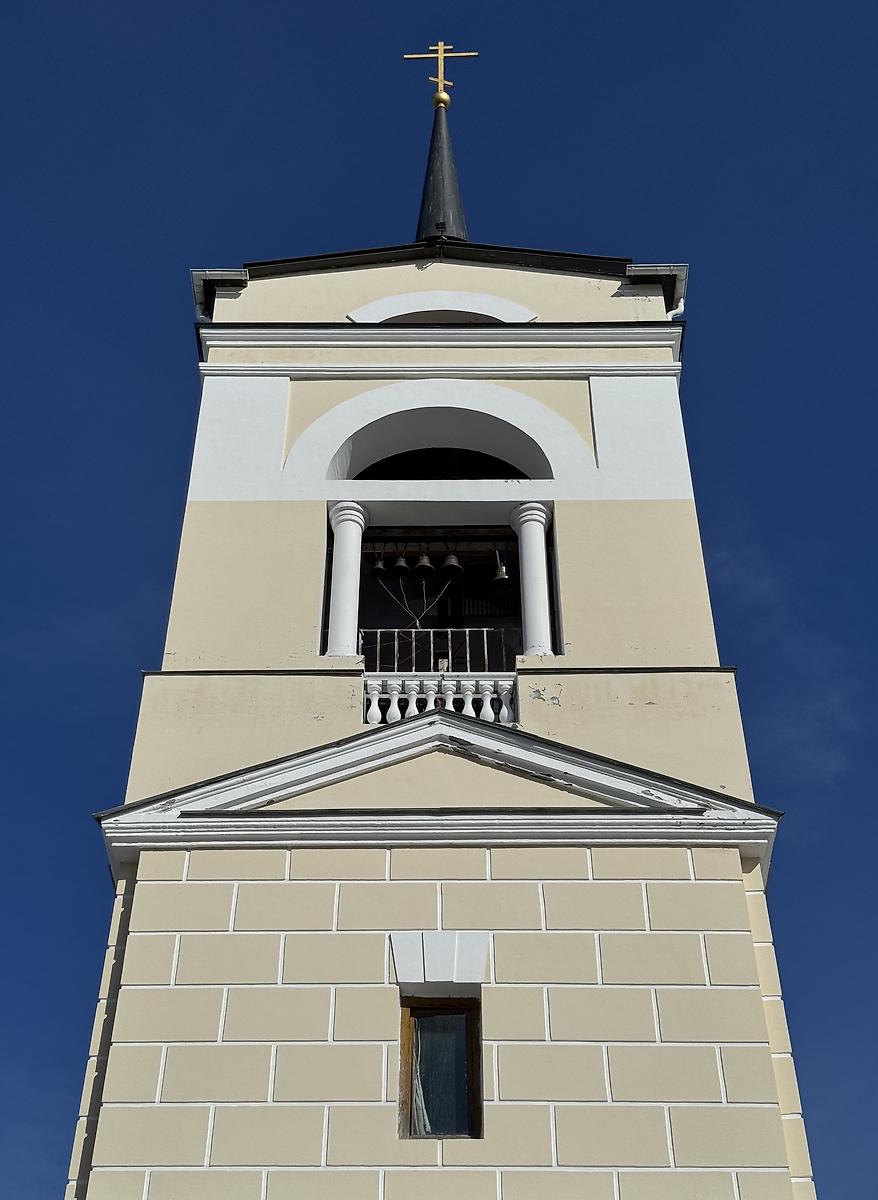 Верхняя часть колокольни, архитектурные детали. Церковь Преображения Господня, Шарино (Нудоль) (Клинский городской округ, Московская область)