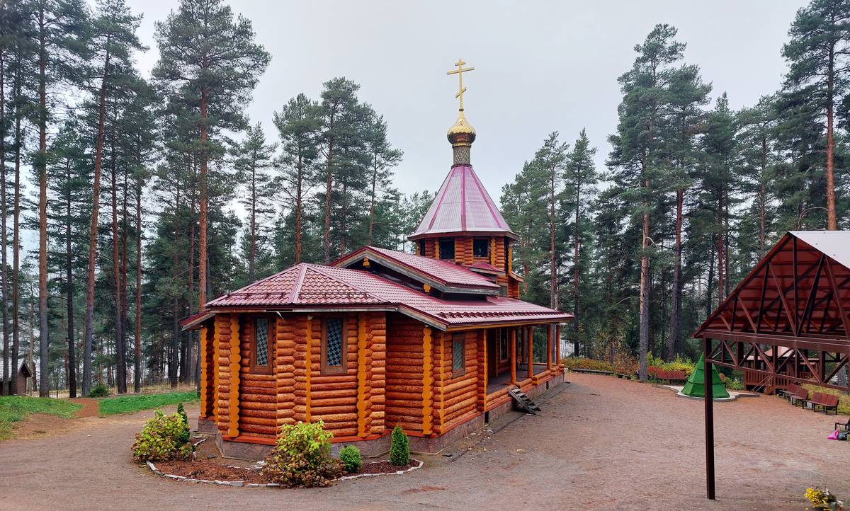 Церковь Царственных страстотерпцев, Раздолье (Приозерский район, Ленинградская область). фасады