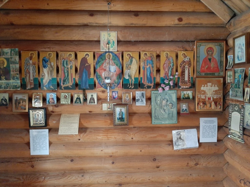 Часовня Анастасии Узорешительницы, Чашниково (Вологодский район, Вологодская область). дополнительная информация, Иконы в часовне