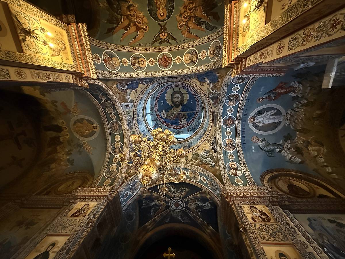 Подкупольное пространство, паникадило, интерьер и убранство. Церковь Марии Магдалины, Минск (Минск, город, Беларусь, Минская область)