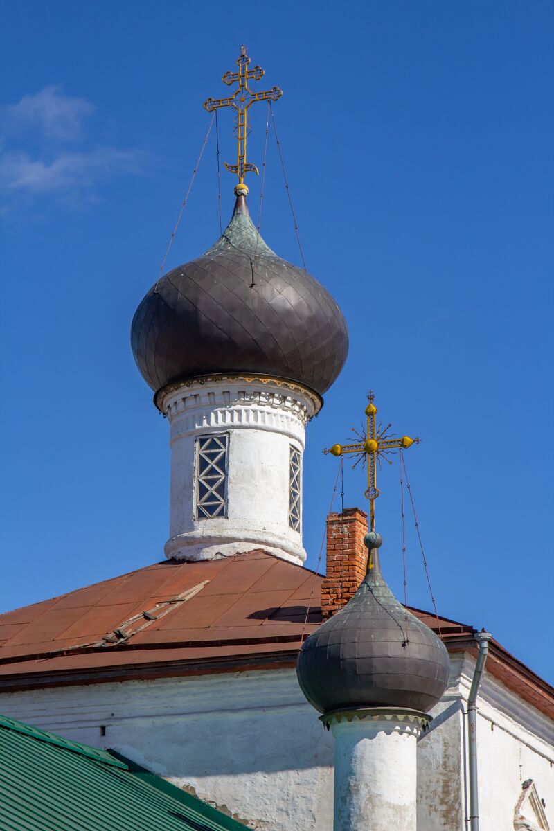 Церковь Казанской иконы Божией Матери на Торгу, Вологда (Вологда, город, Вологодская область). архитектурные детали, Главы