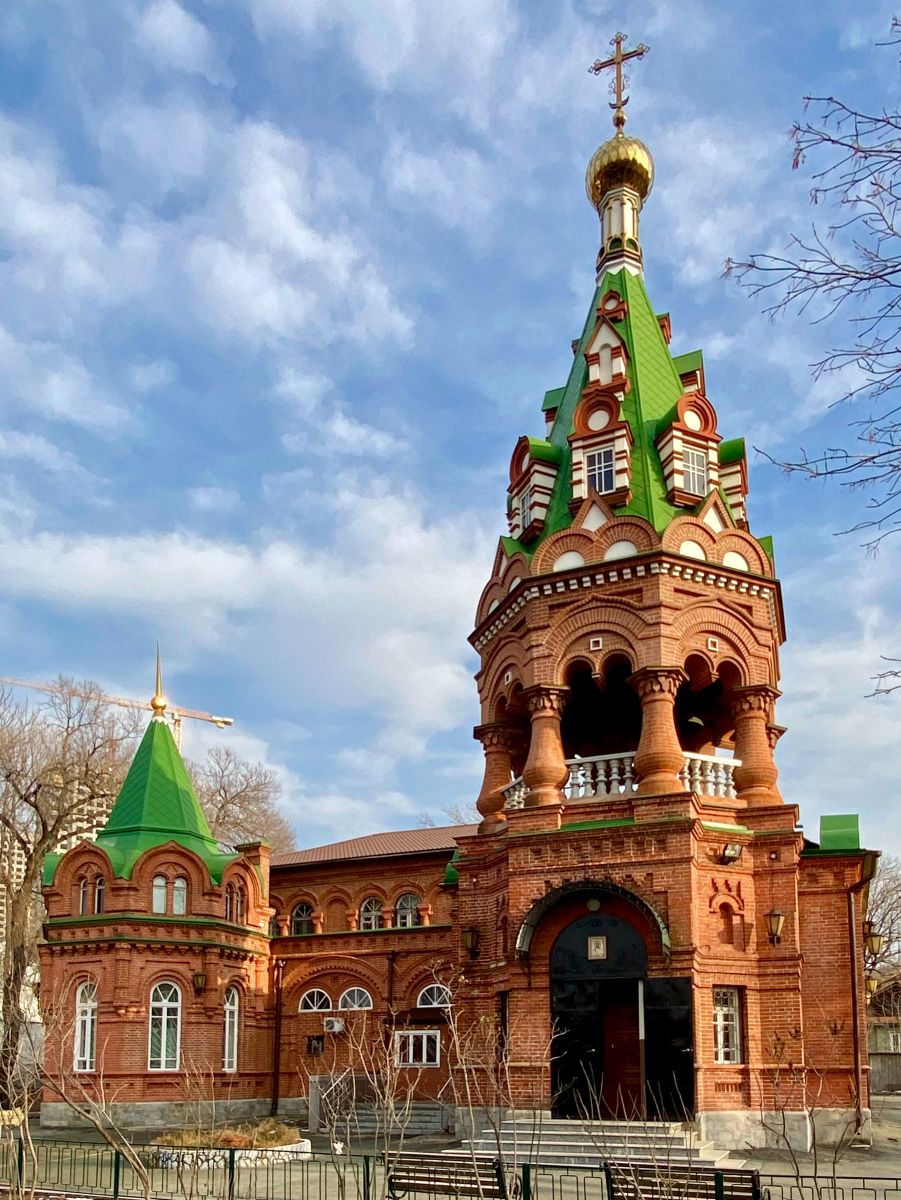 Марфо-Мариинский женский монастырь.Церковь Евсевия, епископа Самосатского, Владивосток (Владивосток, город, Приморский край). фасады