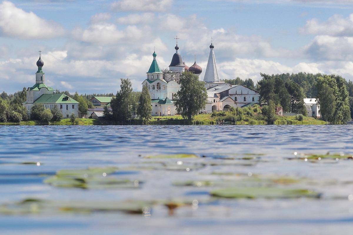 художественные фотографии. Троицкий Антониево-Сийский мужской монастырь, Монастырь (Холмогорский район, Архангельская область)