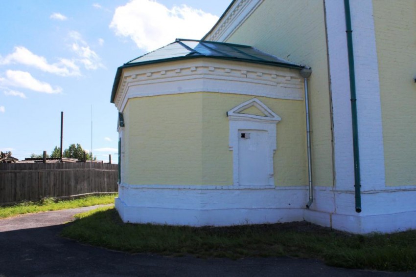 Церковь Успения Пресвятой Богородицы, Новинки (Лявля) (Приморский район, Архангельская область). архитектурные детали, Апсида, вид с севера