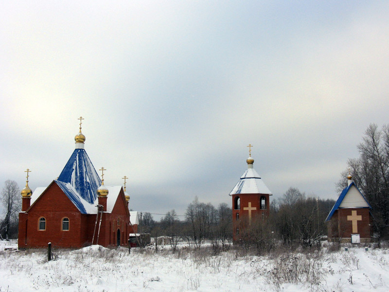 Церковь Покрова Пресвятой Богородицы, Таширово (Наро-Фоминский городской округ, Московская область). общий вид в ландшафте