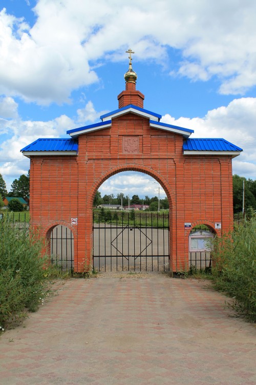 Церковь Покрова Пресвятой Богородицы, Таширово (Наро-Фоминский городской округ, Московская область). фасады