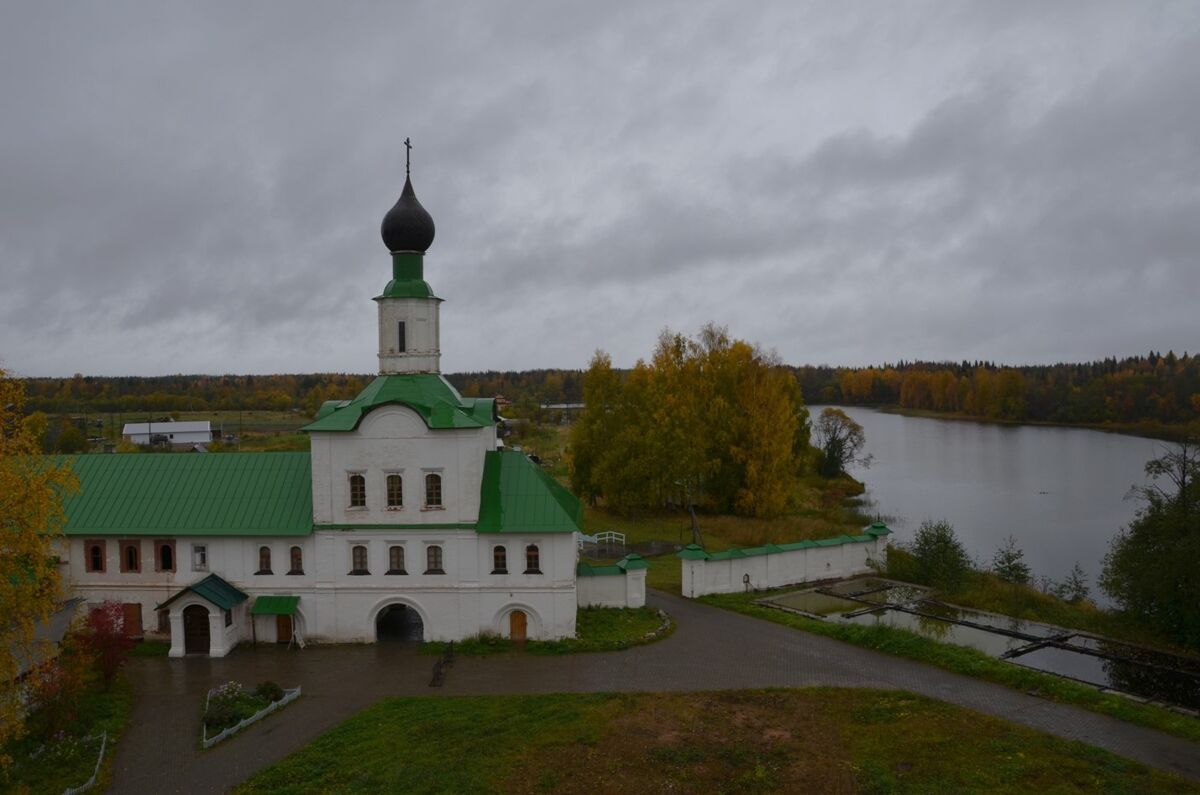 Троицкий Антониев Сийский мужской монастырь. Церковь Сергия Радонежского, Монастырь (Холмогорский район, Архангельская область). фасады