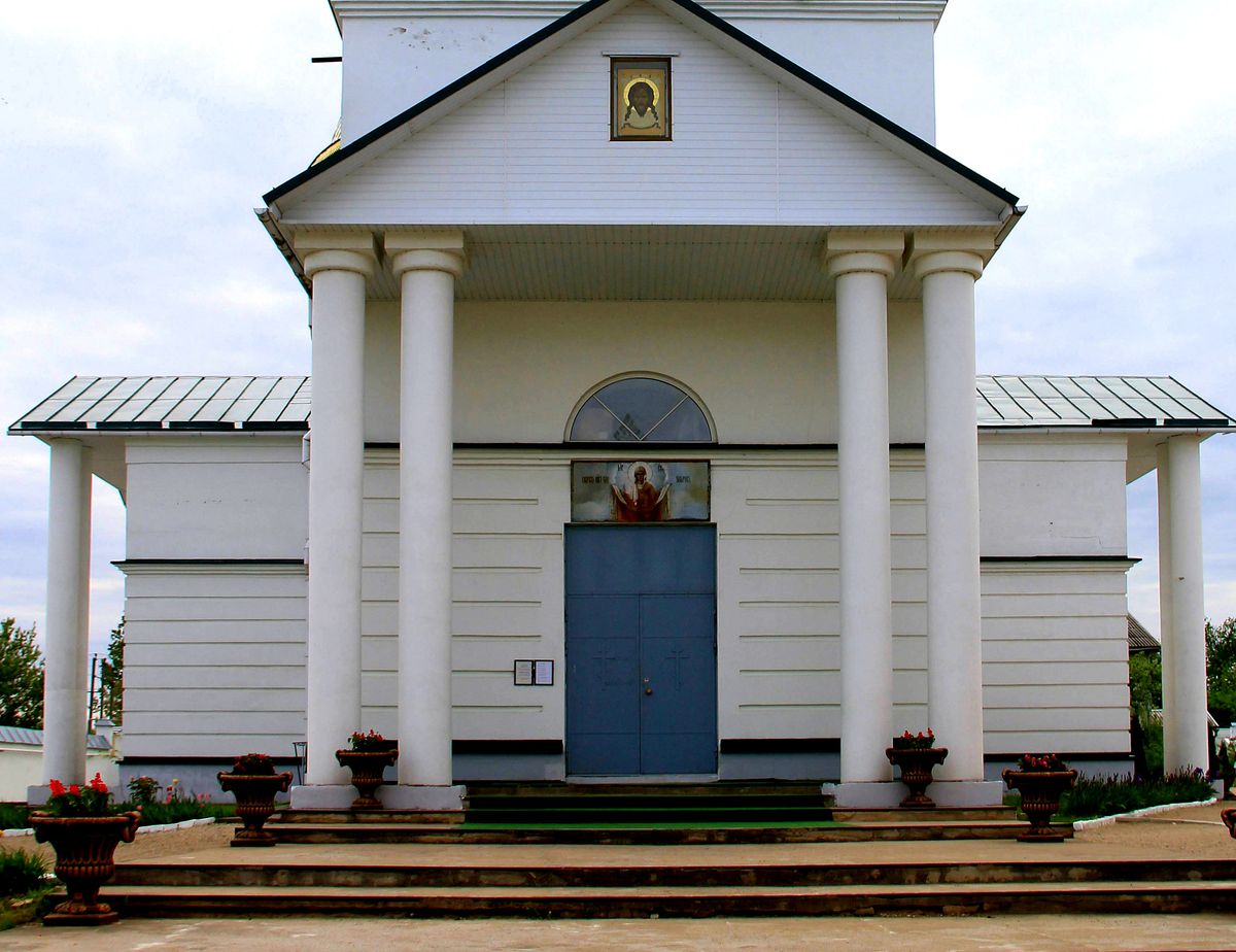 фасады. Симанский Спасо-Казанский монастырь. Церковь Спаса Нерукотворного Образа, Остров (Островский район, Псковская область)