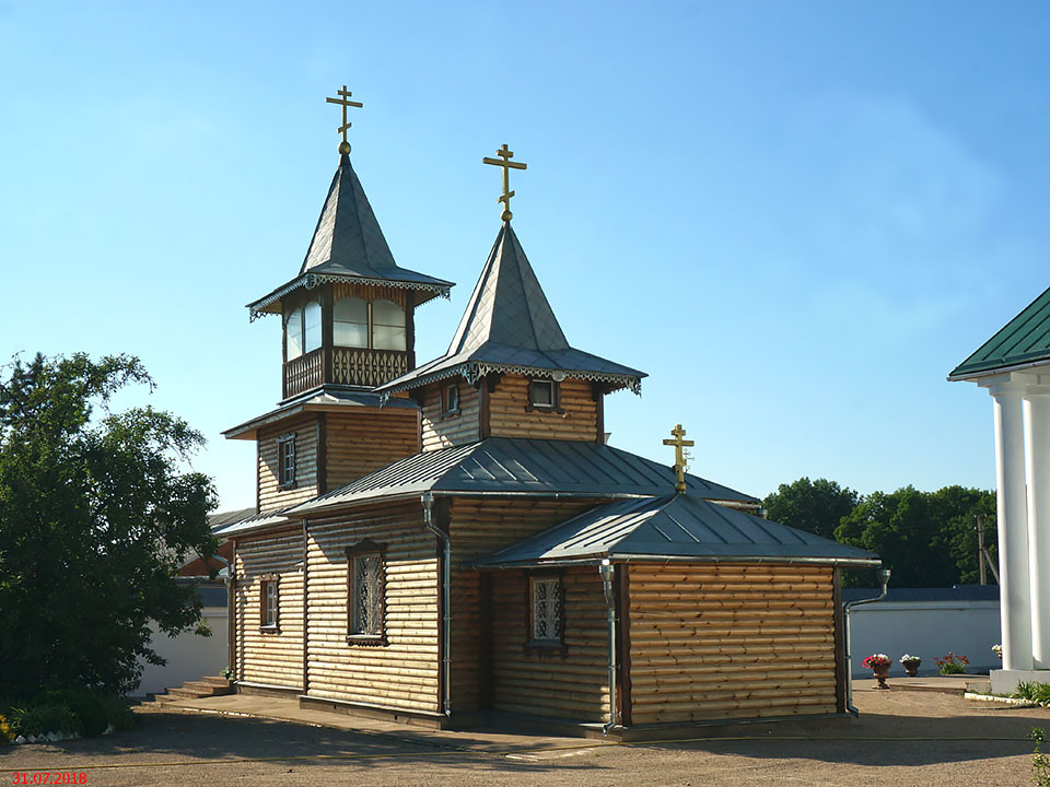 Остров. Симанский Спасо-Казанский монастырь. Церковь Иоанна Кронштадтского. фасады