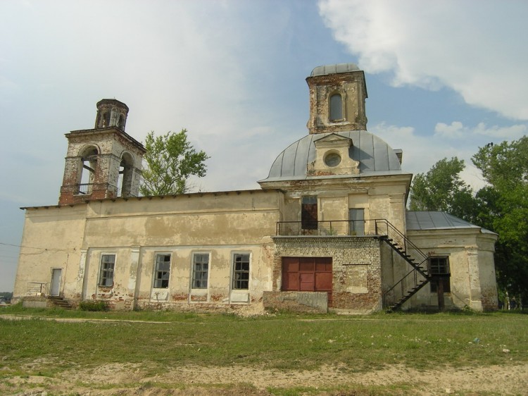 Церковь Троицы Живоначальной, Морозовка (Арзамасский район и г. Арзамас, Нижегородская область). фасады, Вид с южной стороны
