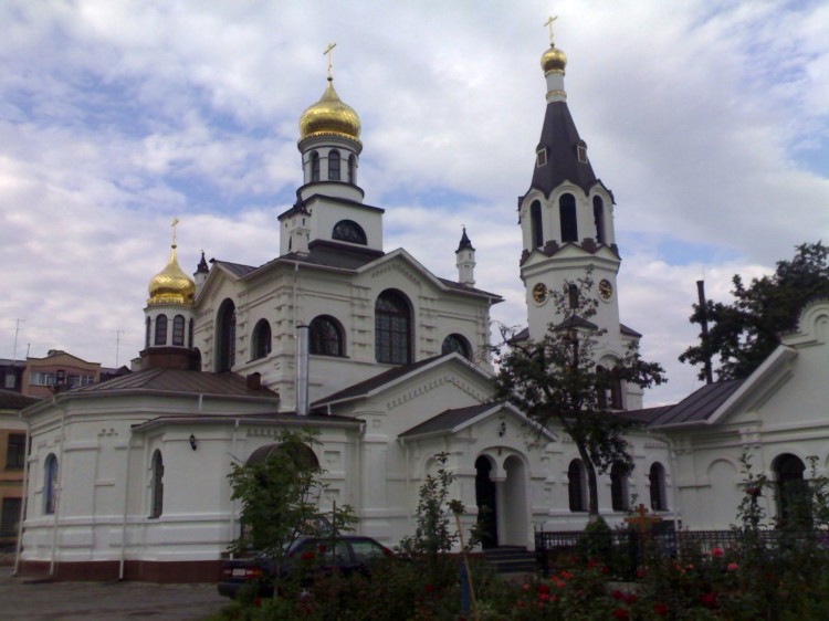 Гомельский Никольский мужской монастырь. Церковь Николая Чудотворца, Гомель (Гомель, город, Беларусь, Гомельская область). общий вид в ландшафте, Никольская церковь (1905). Построена по благословению святого Иоанна Кронштадтского, проезжавшего мимо этого места на поезде.