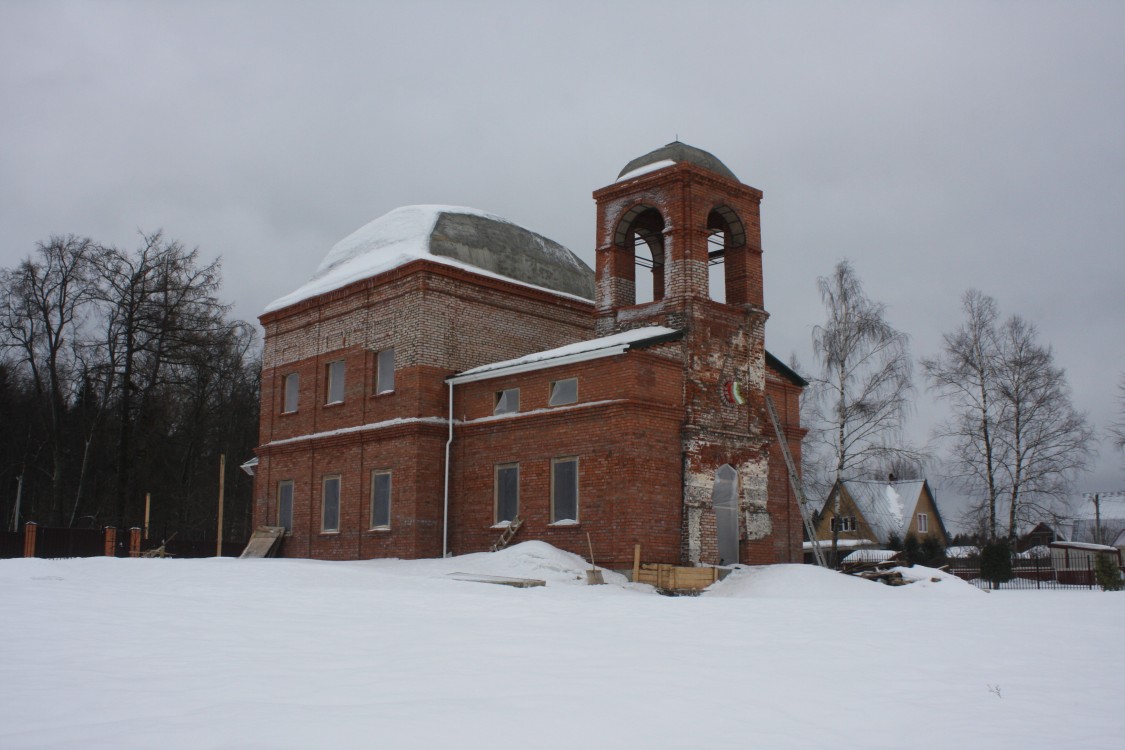 Церковь Петра и Павла, Шапкино (Наро-Фоминский городской округ, Московская область). фасады