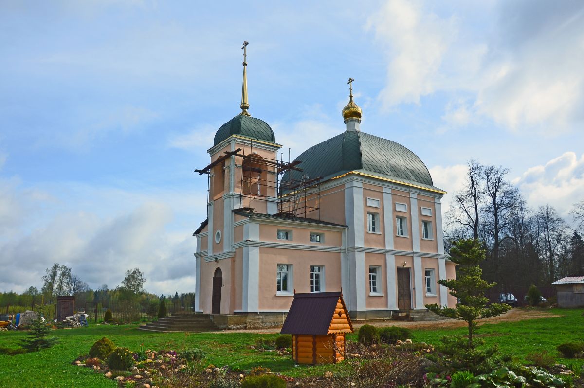 Церковь Петра и Павла, Шапкино (Наро-Фоминский городской округ, Московская область). фасады