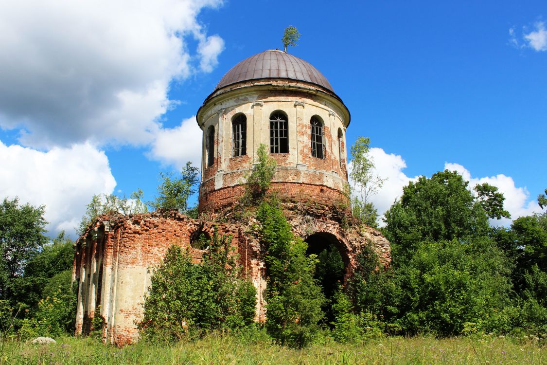 Церковь Рождества Христова, Хитицы (Селижаровский район, Тверская область). фасады, Церковь Рождества Христова в Хитицах. Южный фасад.