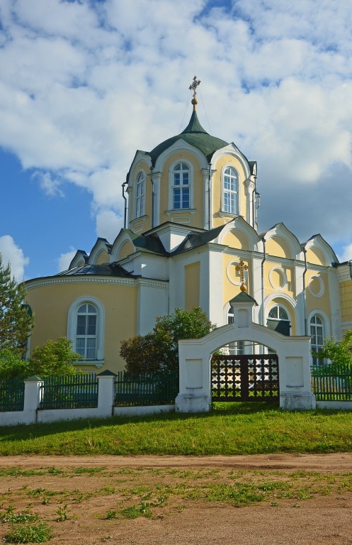 Погост-Голенково. Церковь Николая Чудотворца. фасады