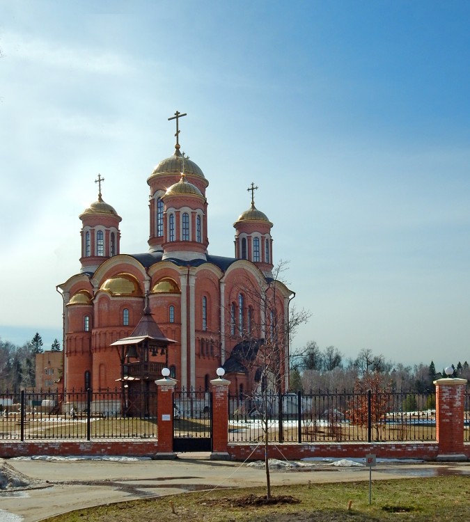 Селятино. Церковь Серафима Саровского. фасады