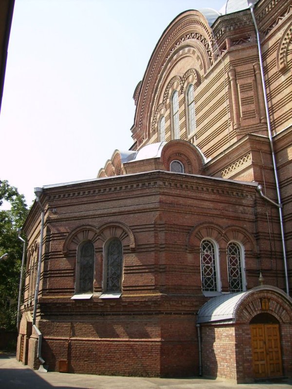 Краснодар. Кафедральный собор Екатерины. архитектурные детали, Восточная  сторона
