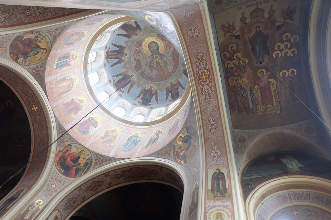 Краснодар. Кафедральный собор Екатерины. интерьер и убранство