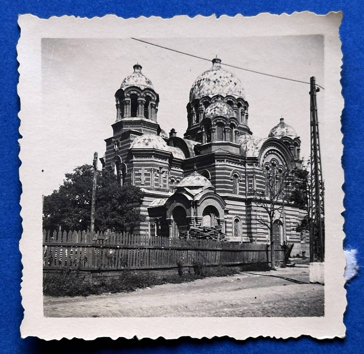 Кафедральный собор Екатерины, Краснодар (Краснодар, город, Краснодарский край). архивная фотография, Вид с юго-запада. Фото 1942 г. с аукциона e-bay.de