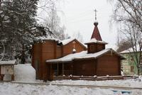 Церковь Рождества Пресвятой Богородицы в посёлке Мыс, Вид с Юго-Востока. Центральный вход.<br>, Тюмень, Тюмень, город, Тюменская область