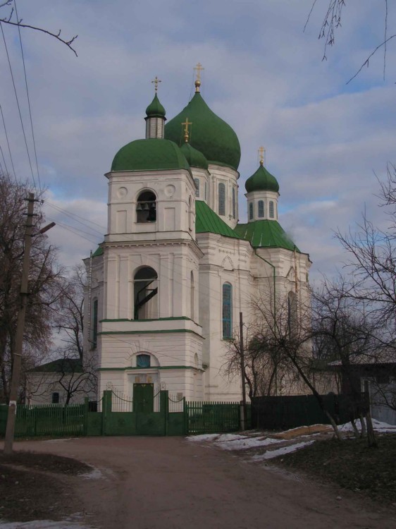 Кафедральный собор Успения Пресвятой Богородицы, Новгород-Северский (Новгород-Северский район, Украина, Черниговская область). фасады
